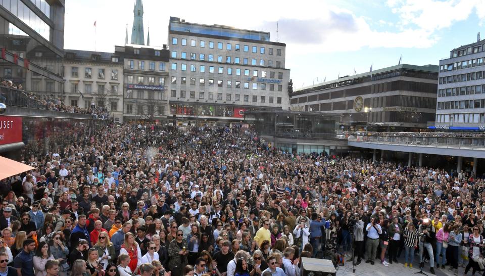  Fans held a memorial dance party for the star over the weekend in Stockholm