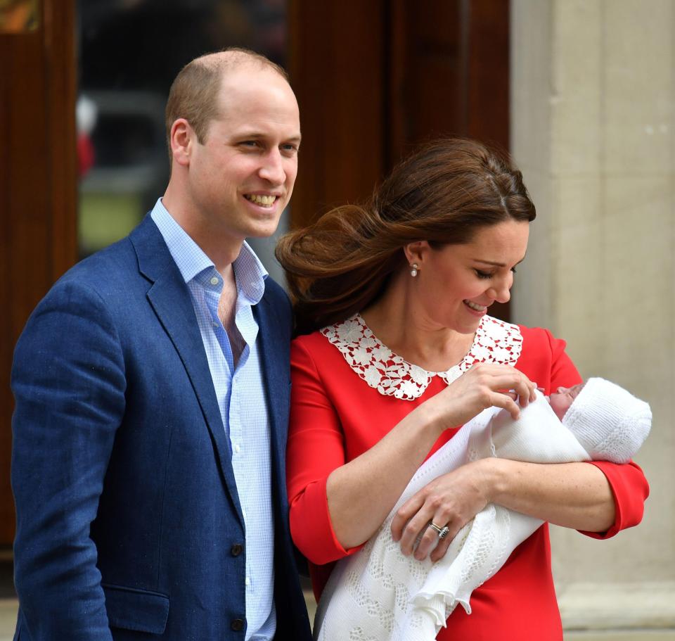  Wills and doting Kate posed for pictures on the steps of the Lindo Wing