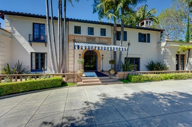 A front view of the LA mansion
