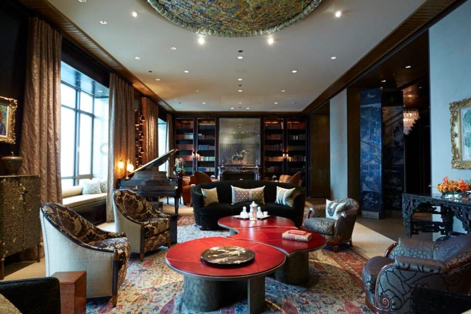  Wembley's new owner lives in a £6million penthouse in Chicago that he bought in 2006