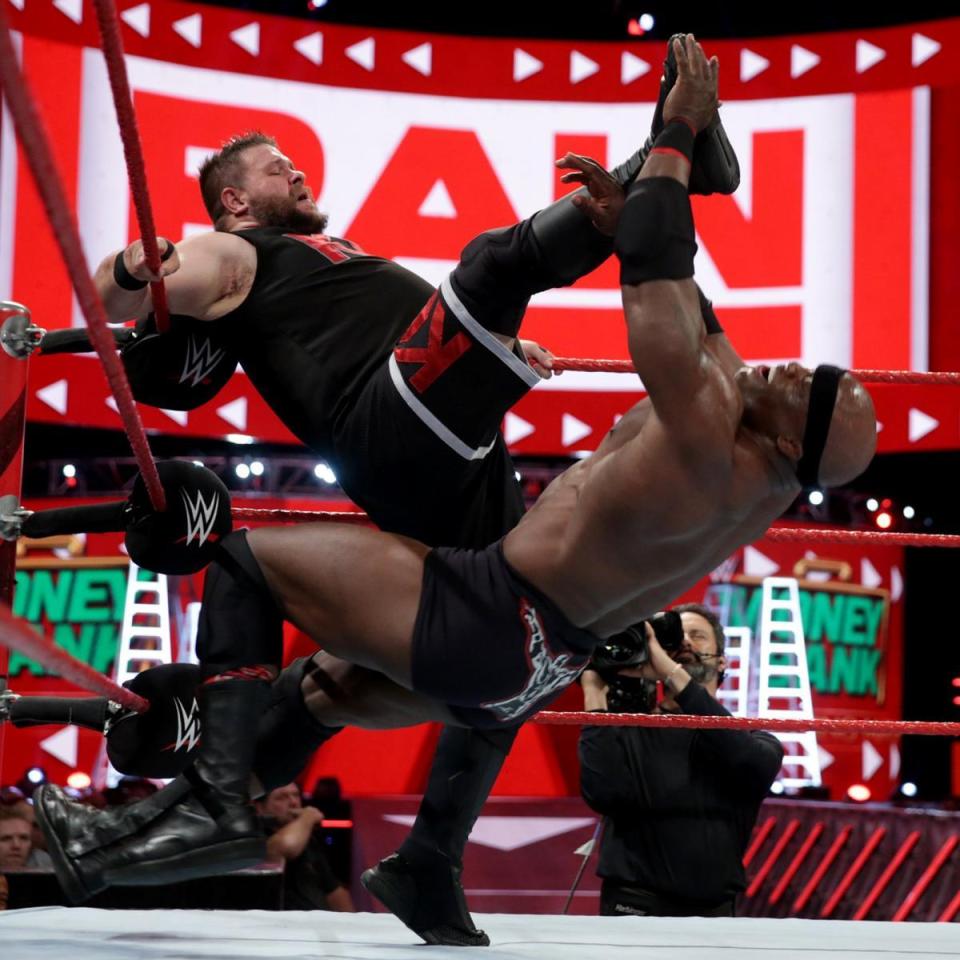  Kevin KO Owen kicks back at Bobby Lashley