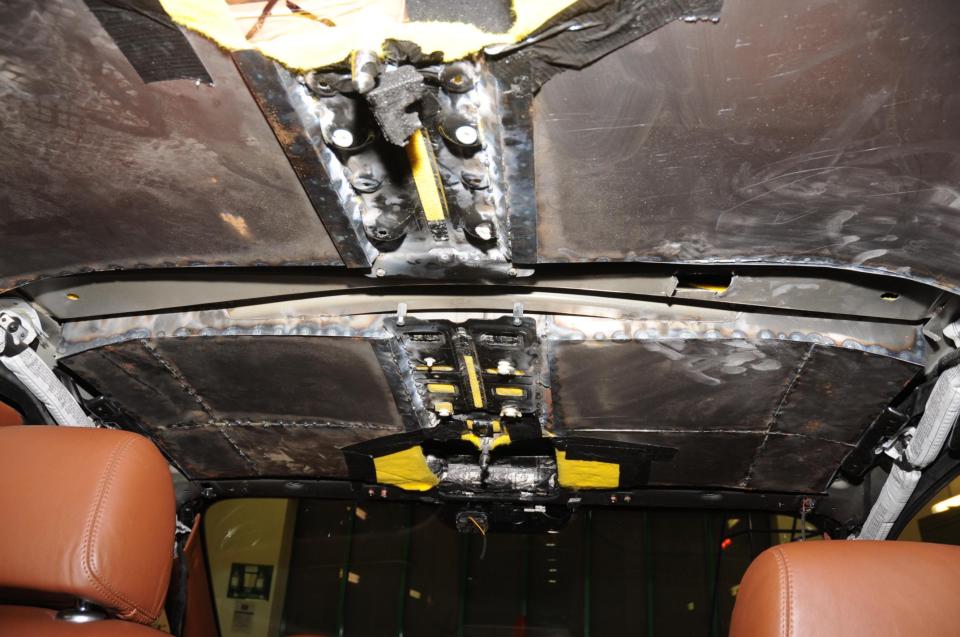  The drugs were hidden in a secret compartment in the roof