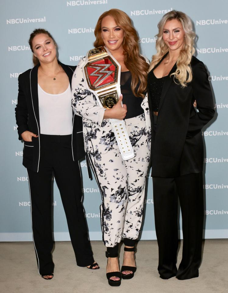  Ronda Rousey will face Nia Jax for the Raw Women's Championship at Money in the Bank