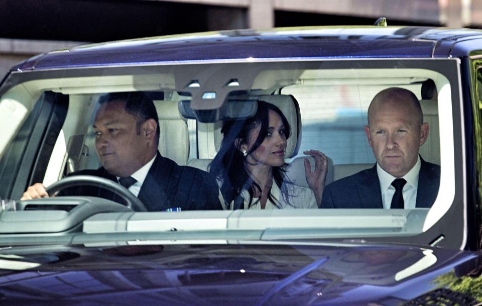  Meghan arrived in Windsor this afternoon ready for the dress rehearsal