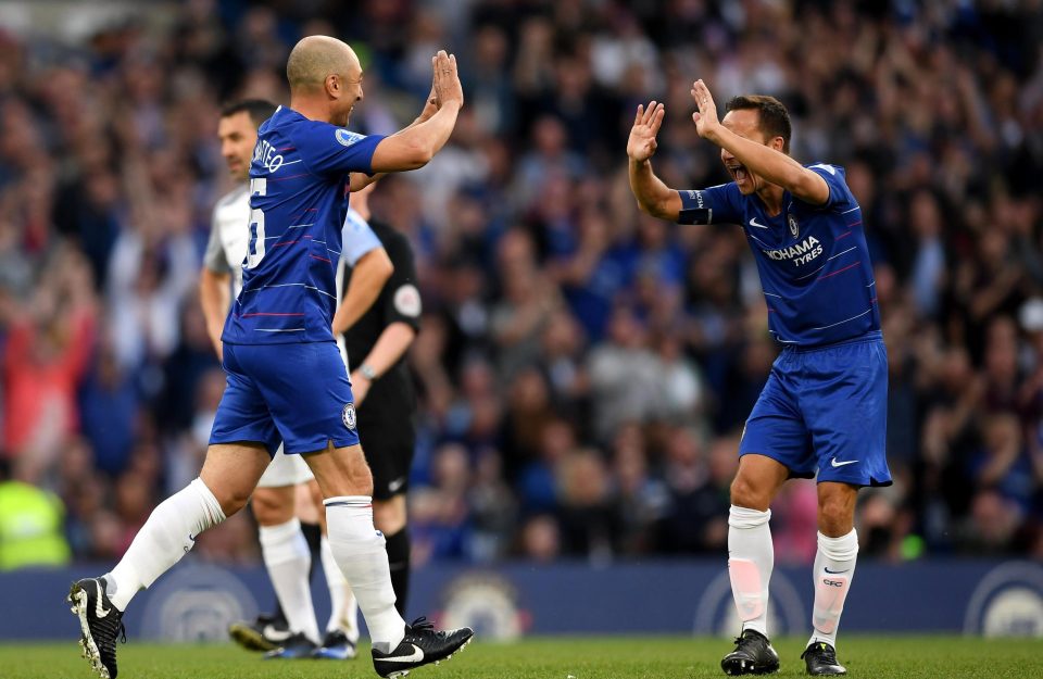 Dennis Wise and Roberto Di Matteo celebrate