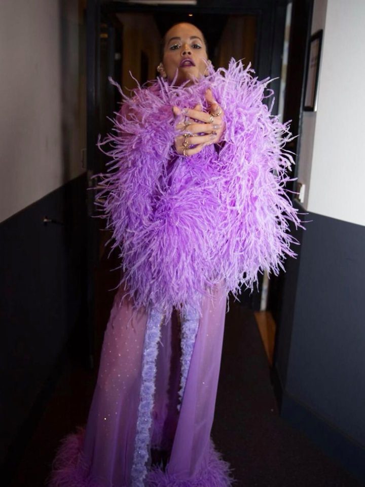 Rita showing off her feathers