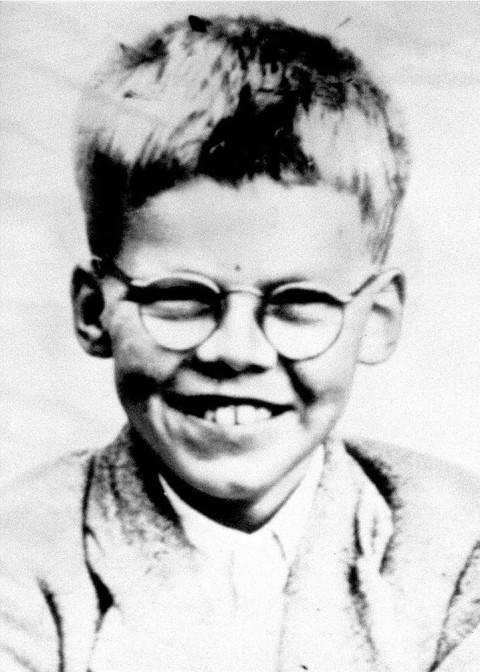  It is hoped the blaze on Saddleworth Moor might reveal the remains of Keith Bennett