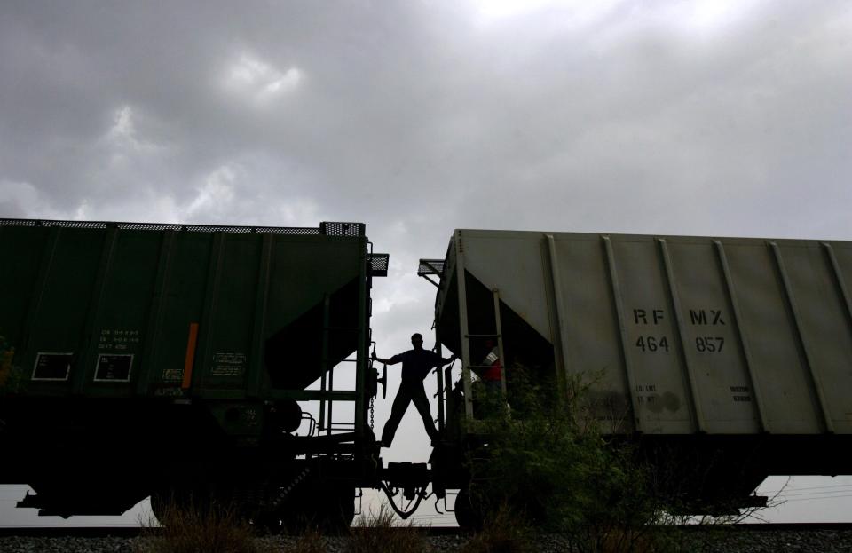  Migrants have been know to die after getting caught in the wheels