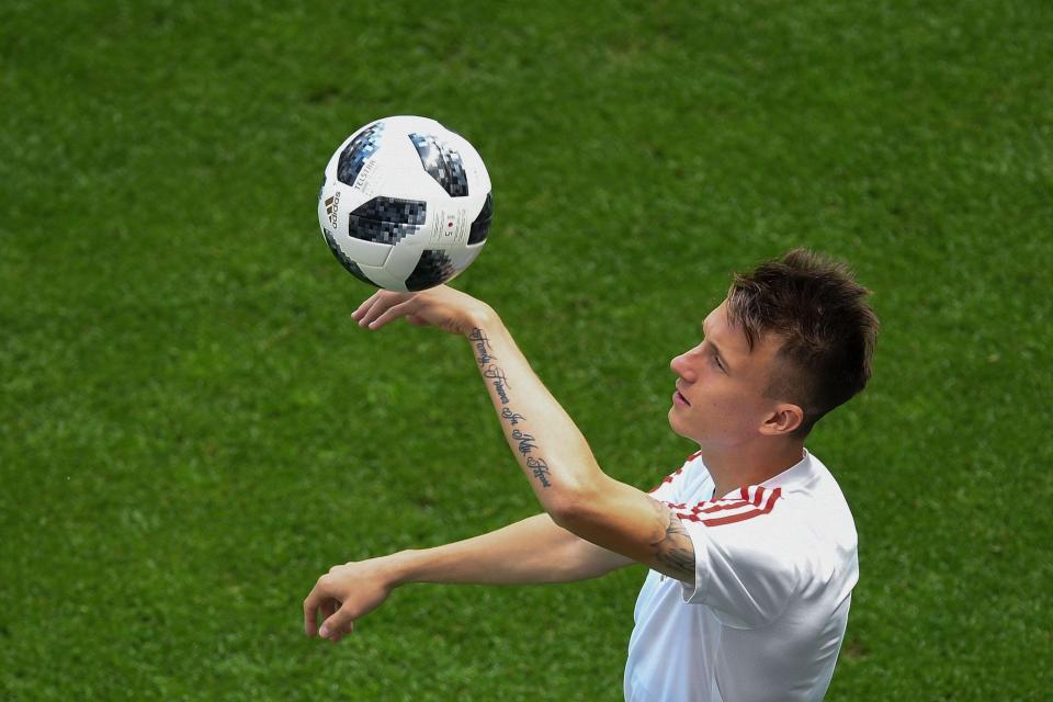  Golovin is preparing to face Spain in Russia's last-16 World Cup match
