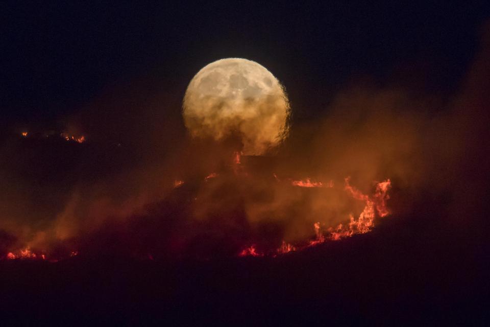 The terrifying wildfire in Saddleworth Moor has forced more than 30 homes to be evacuated