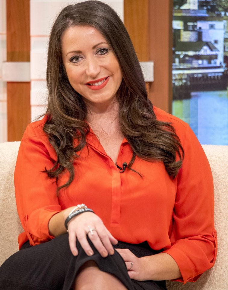  Paula has made numerous TV appearances to defend her relationship with the infamous lag