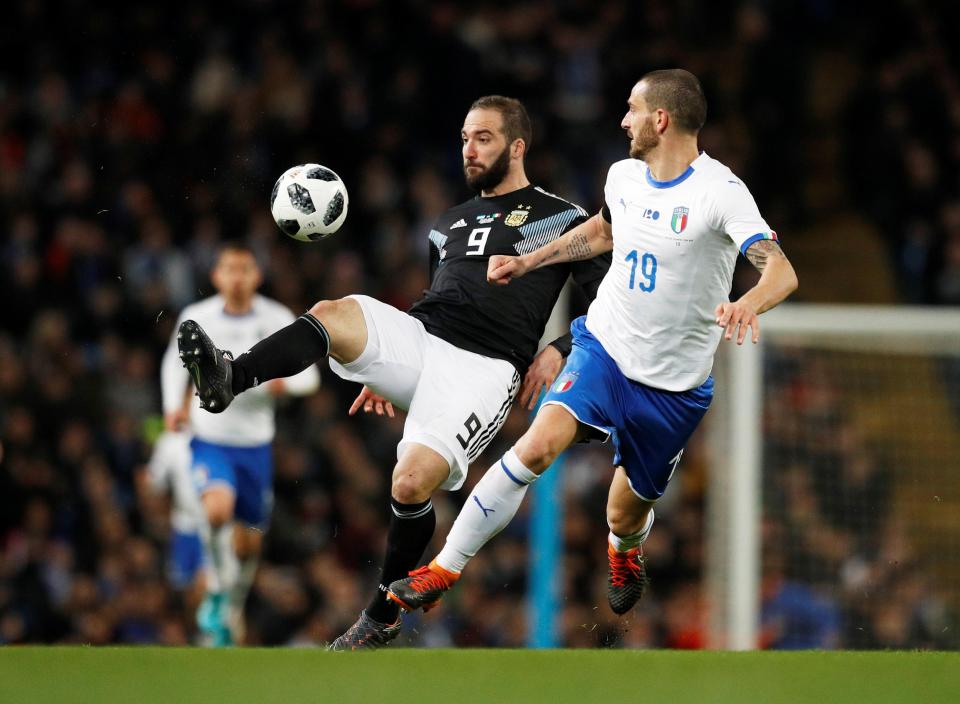  The Italian would bring experience and quality on the ball to Old Trafford