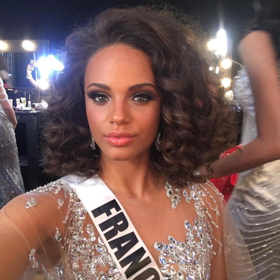 Kylian Mbappé's girlfriend Alicia, who represented France in Miss Universe last year, was also cheering the team on