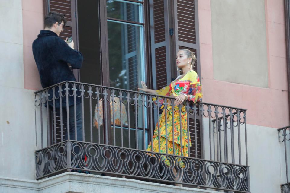  Only this one wasn't a quick selfie but a professional photo-shoot in Barcelona