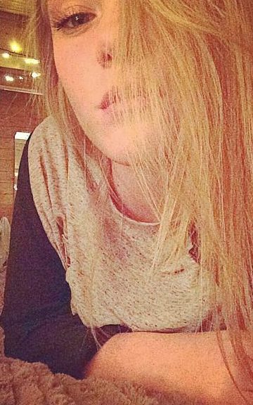  Ellie was described as among the brightest rising stars in British snowboarding