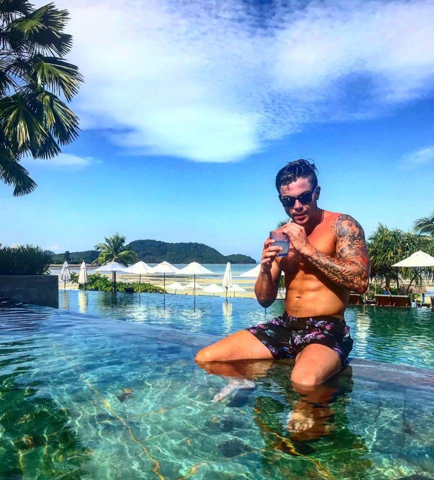 Sam is friends with many of the Towie cast