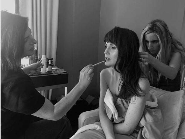  Downton Abbey star Michelle Dockery also revealed her behind-the-scenes red carpet makeover with her fans
