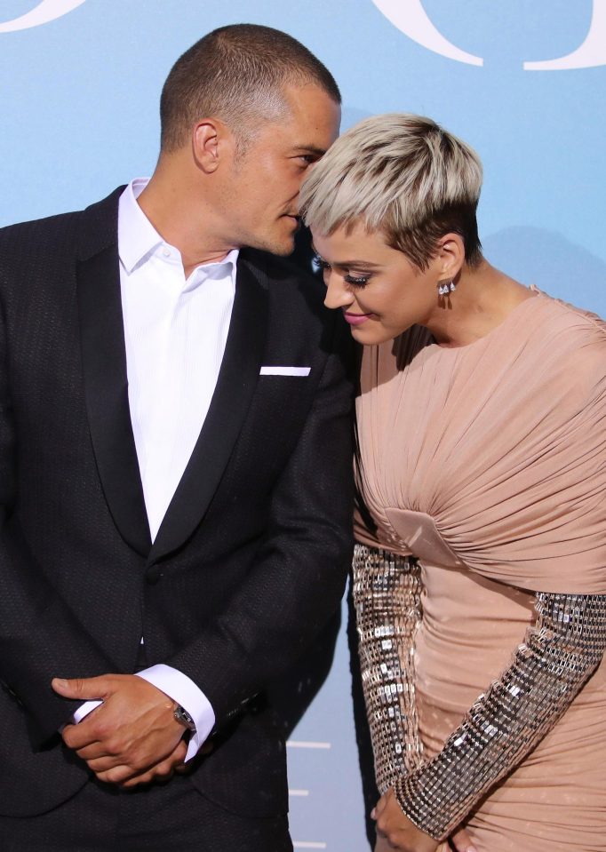  Katy Perry and Orlando Bloom made their red carpet debut tonight