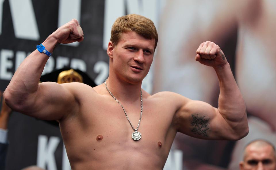 Bellew feels Saunders can't be compared to fighters who injected steroids like Aleksander Povetkin