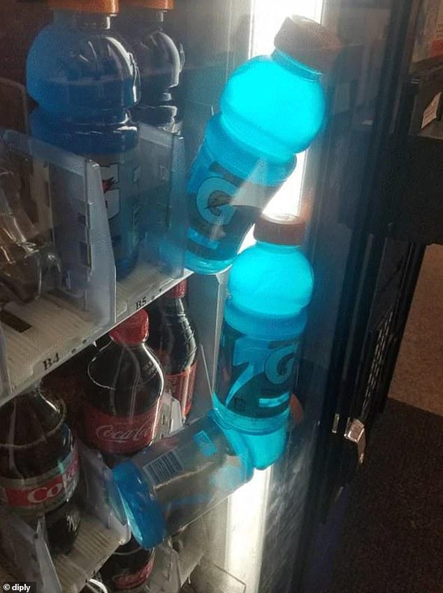  When the vending machine decides it wants to play Tetris