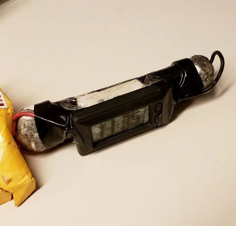  A picture has been circulated online which is believed to show the pipe bomb sent to the CNN office