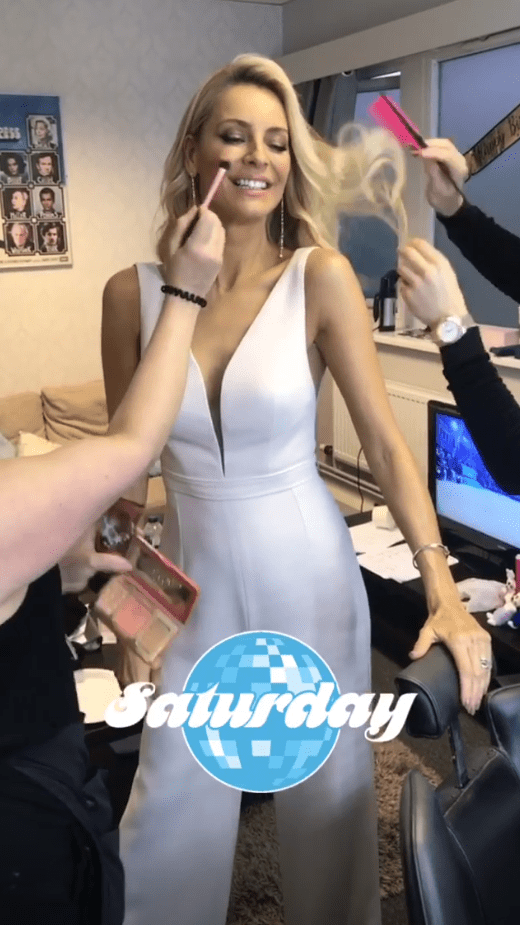  Tess shared this preview pic on her Instagram stories when she was getting ready