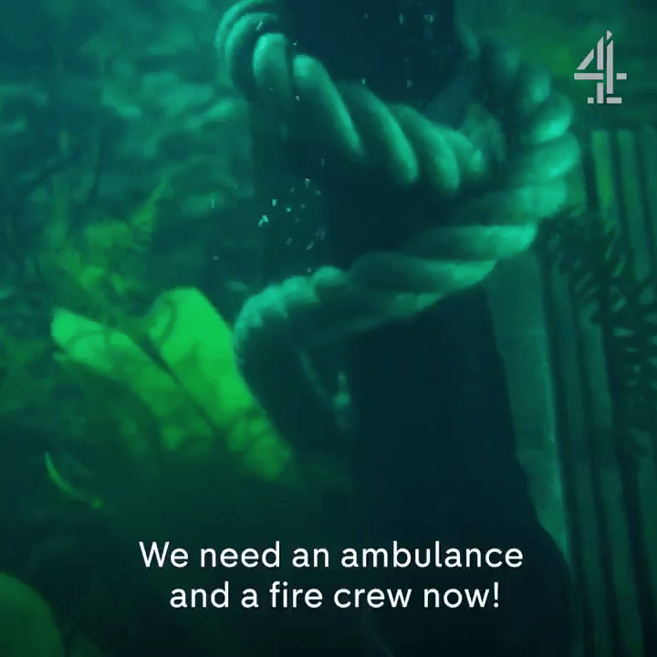  Someone is caught under water - but who is it?