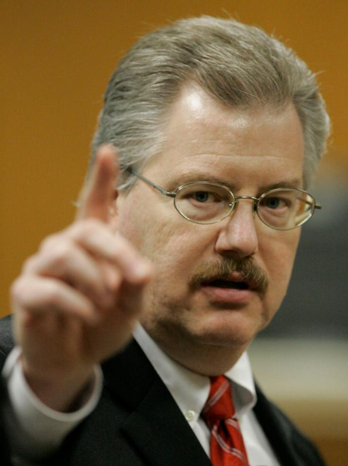  Ken Kratz says he has no doubts in Avery's guilt and thinks he'll die in jail