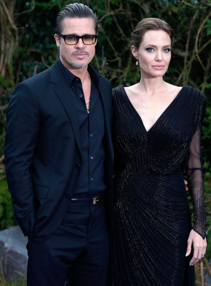  Angelina Jolie and Brad Pitt have reached a divorce settlement over their six kids - now on to sorting their property and millions