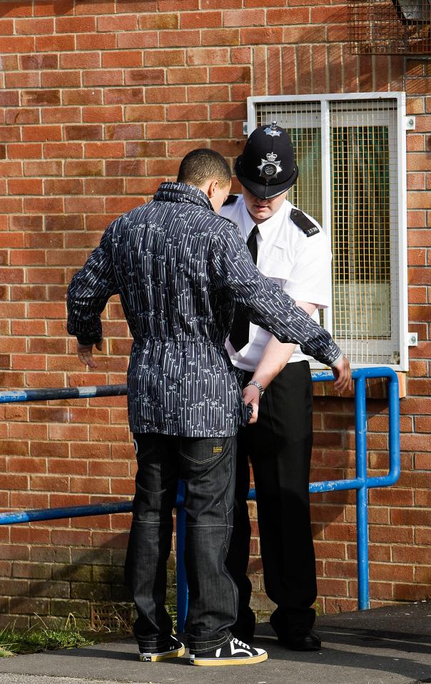  Kids carry knives knowing they are unlikely to be stopped by police and that if they do, they won't face any repercussions