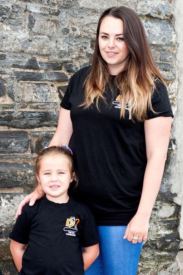 Heartbroken mum Emma broke down in tears when she read the letter from her late husband