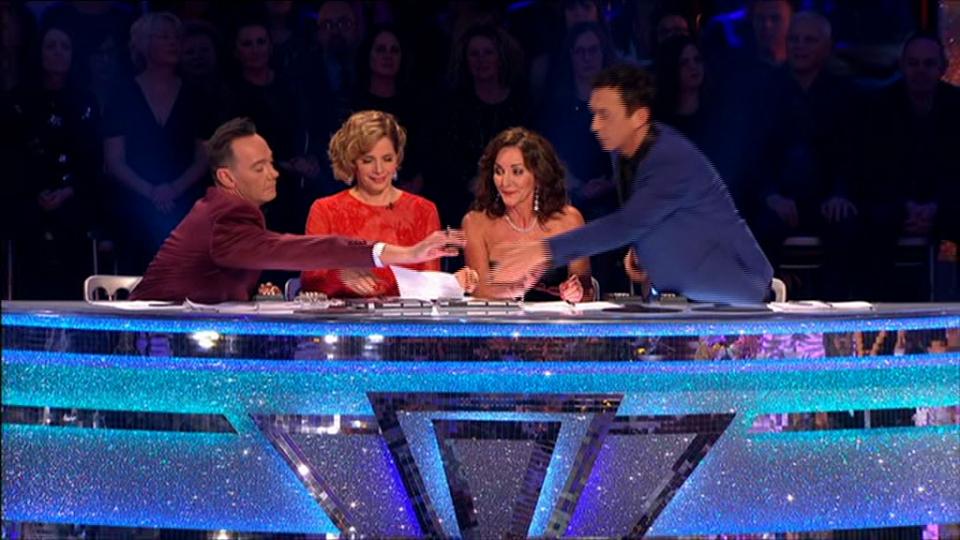  The judges had to read the scores off a piece of paper handed to them by a producer
