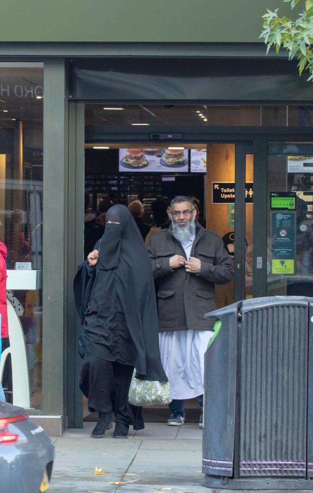 He is then seen leaving the London branch of the popular fast food restaurant 