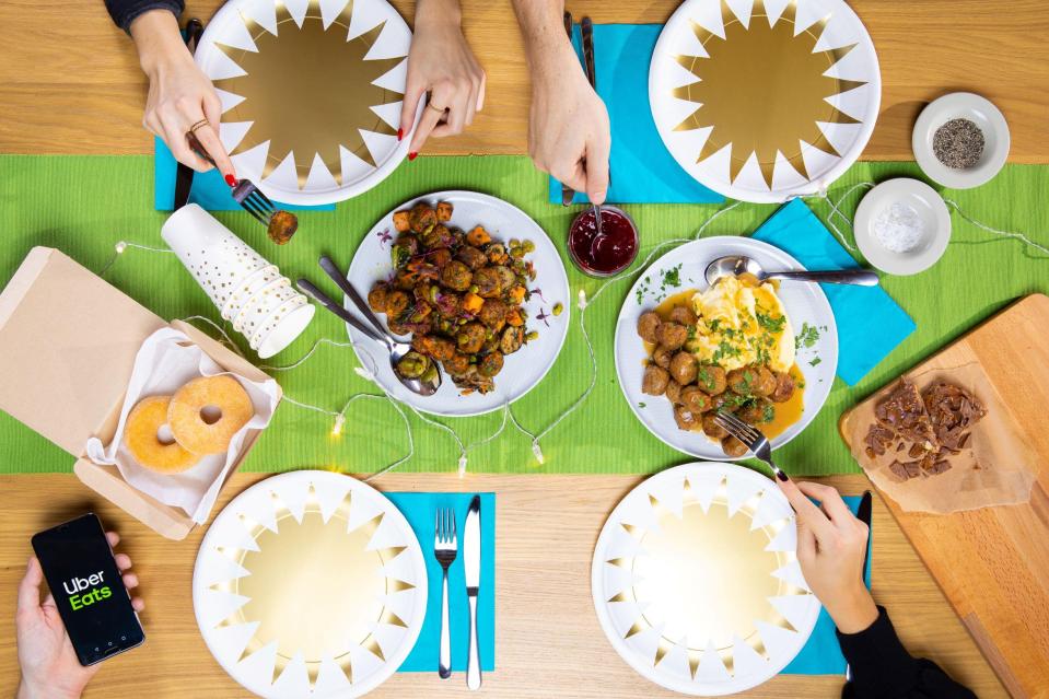 You can also choose a larger £20 Family Platter which feeds four