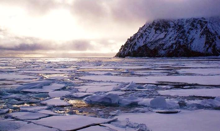  Jeanette Island was discovered in 1881 during an expedition led by American Navy officer and explorer George E. De Long