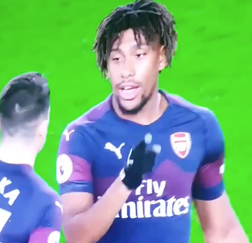  The winger asked his team-mate Xhaka what formation they were playing