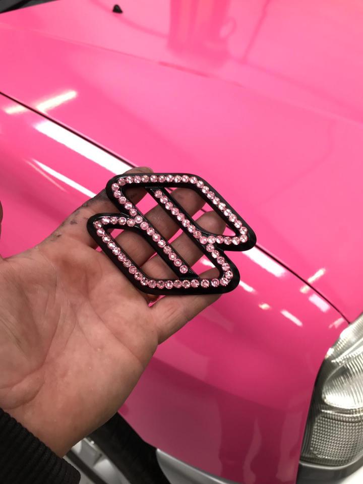  Robbie included lots of bling for Katie