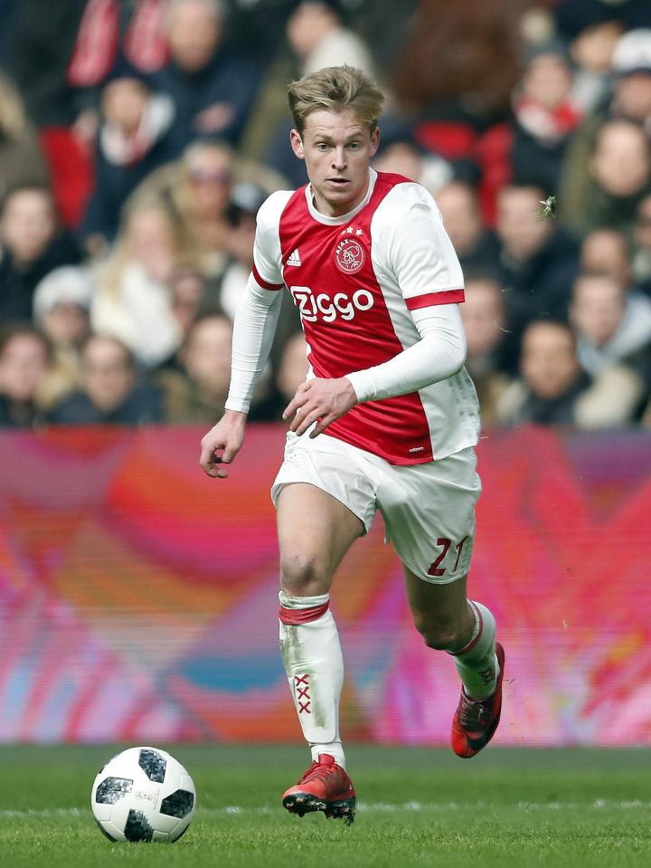  De Jong has been compared to Barcelona legends Xavi, Deco and Sergio Busquets