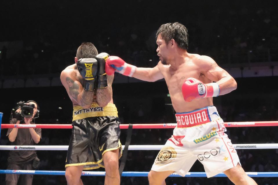  Pacquiao stopped Matthysse in seven rounds