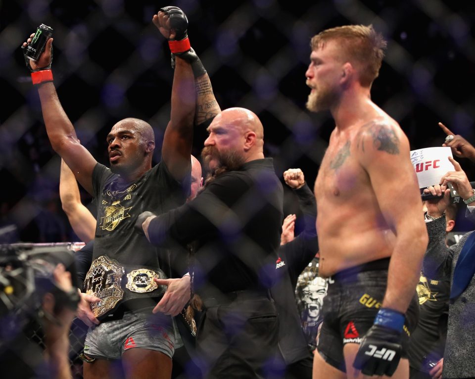  Jones once again claimed the UFC title