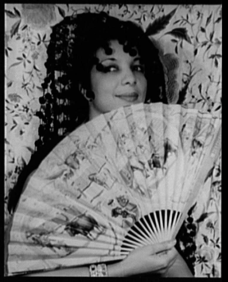  Evelyn Dove was a celebrated musician and actress who rose to fame during the first half of the 20th century