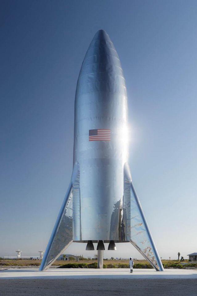  The Starship hopper test craft is expected to be tested in the coming weeks