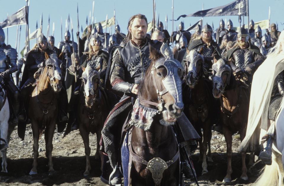 Viggo plays Aragorn in Lord of the Rings 