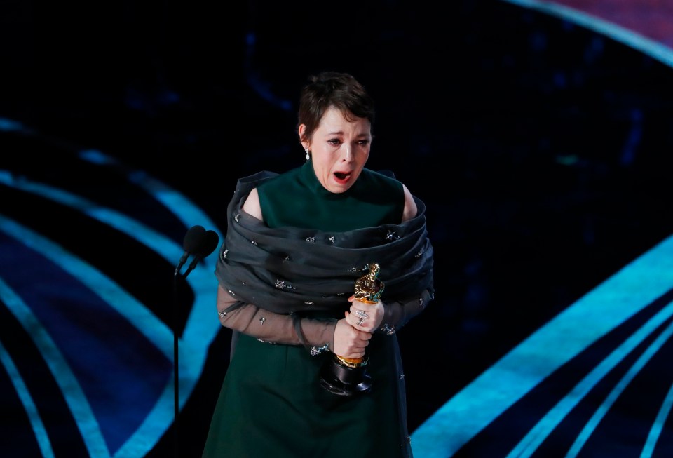  Olivia Colman sobbed after her surprise win