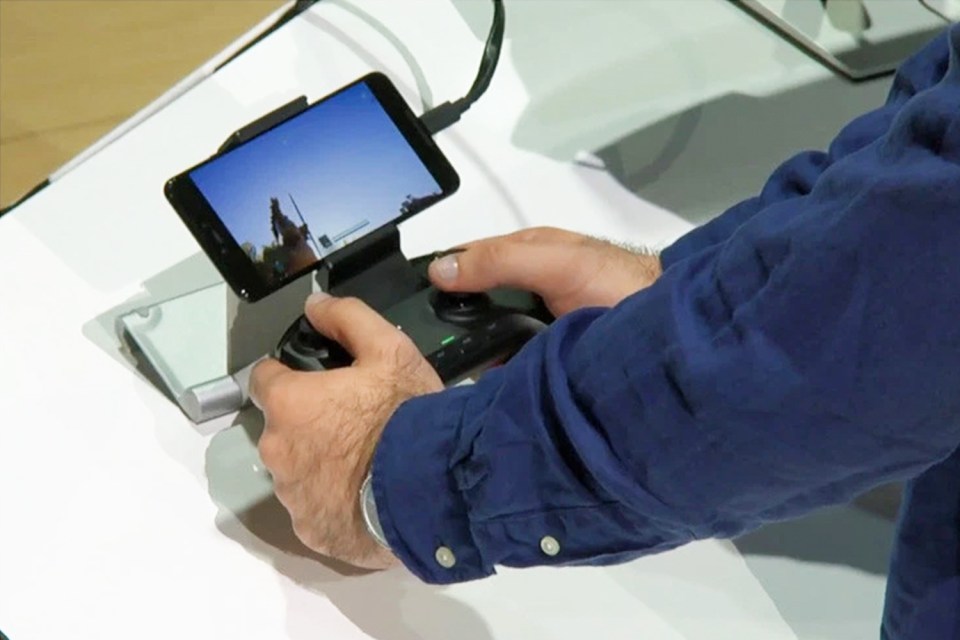  Google demonstrating Assassin's Creed being played on a phone using Stadia