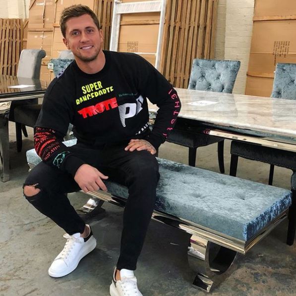  Dan, 27, kissed the Love Island star during a night away in Manchester