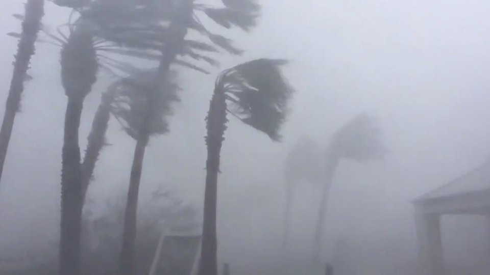  Panama is engulfed in the inner ring of violent winds and heaviest rain