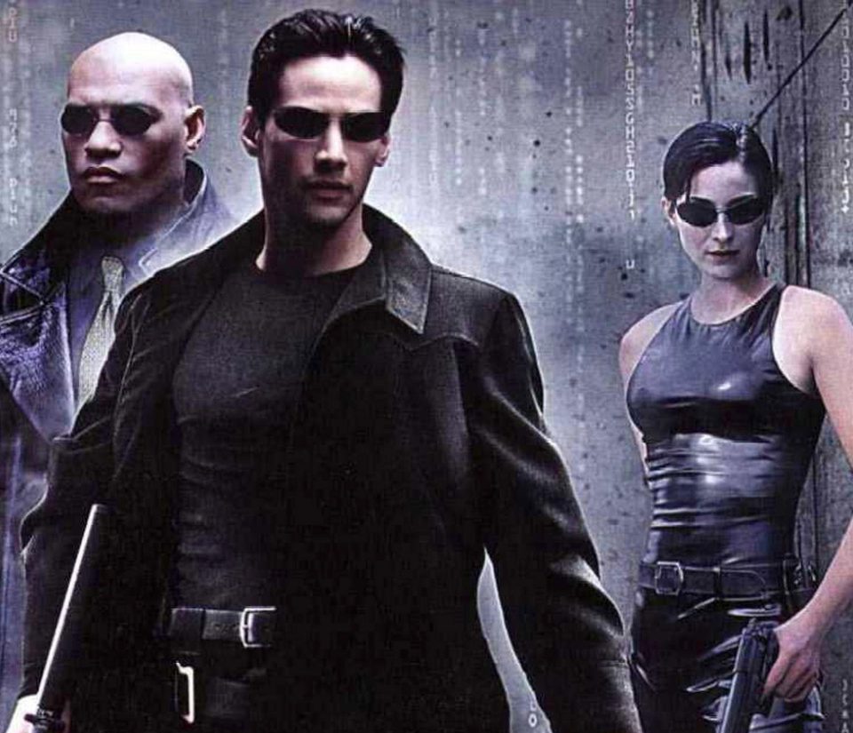  Keanu Reeves paved the way for visuals in sci-fi The Matrix