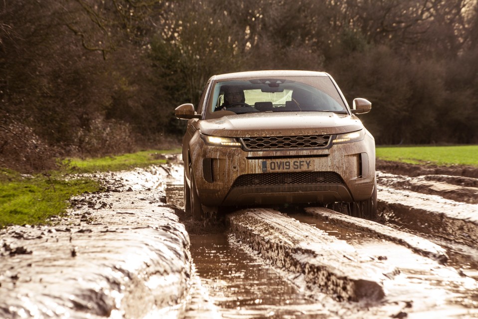 As well as snow, grass, mud and let-the-car-sort-itself-out auto modes, select the All Terrain Progress Control button and it will crawl up and down a mountain while you just steer