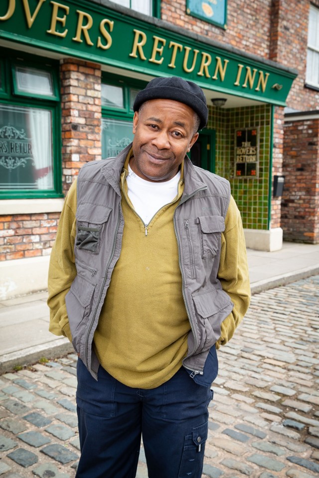  Trevor Michael George will play builder dad Edison